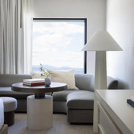 Kimpton Claret Hotel By Ihg